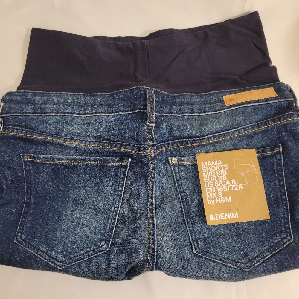 H&M Shorts - Picture 2 of 3
